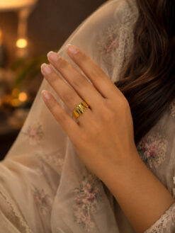 Anti Tarnish Rings Royal Looking Ring for Special Occasions