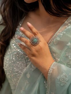 Beautiful Flower Ring elegant floral brass jewelry for women
