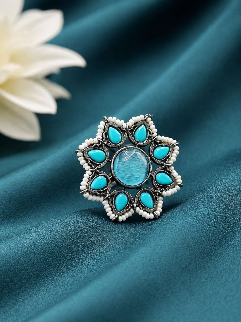 Vintage Flower Ring Adjustable Oxidized Floral Ring for Women 2 Vintage Flower Ring with oxidized silver finish for women