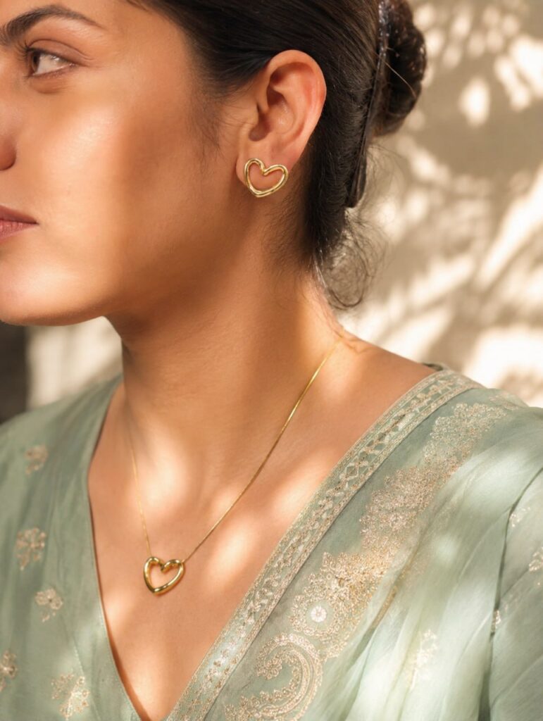 Anti Tarnish Heart Necklace Set Premium Gold Plated Jewelry Set for Women