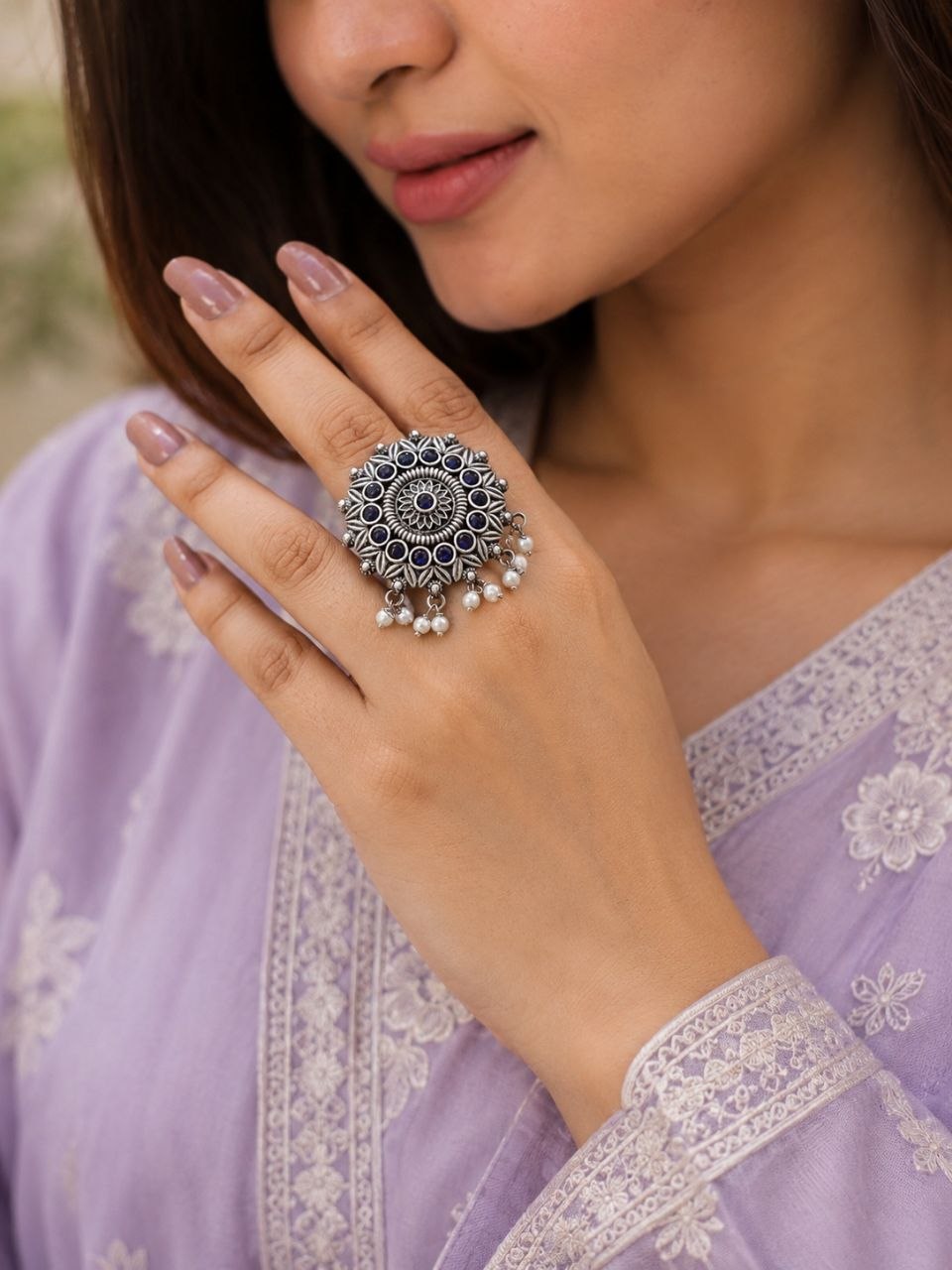 Vintage Stylish Ring Elegant Adjustable Antique Ring for Traditional Wear 1 Vintage Stylish Ring with elegant antique finish for women