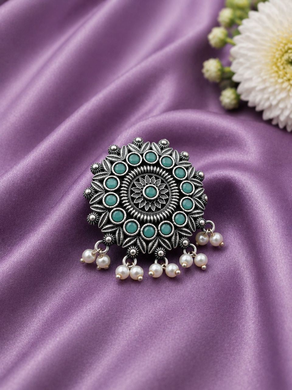 Vintage Stylish Ring Elegant Adjustable Antique Ring for Traditional Wear 5 Vintage Stylish Ring with elegant antique finish for women