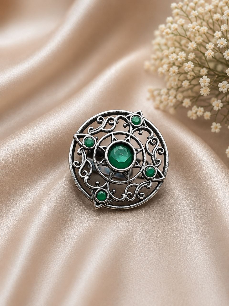 Vintage Adjustable Ring Elegant Antique Statement Ring for Party Look 8 Vintage Adjustable Ring with elegant antique finish for women