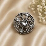 Vintage Adjustable Ring Elegant Antique Statement Ring for Party Look - "White"
