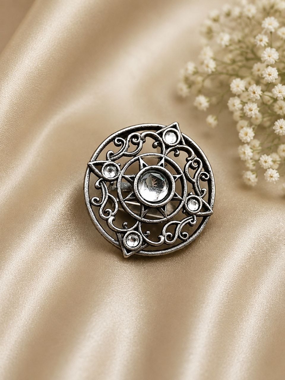 Vintage Adjustable Ring Elegant Antique Statement Ring for Party Look 2 Vintage Adjustable Ring with elegant antique finish for women