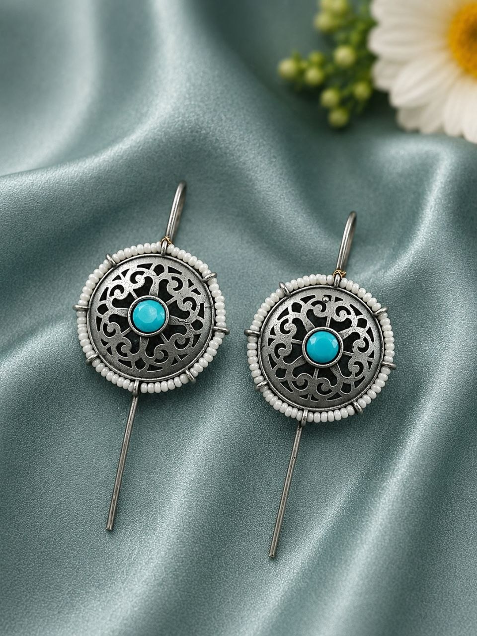 Silver Flower Earcuff – Elegant Jewelry for Stylish Traditional Looks 6 Silver Flower Earcuff elegant floral design premium silver jewelry