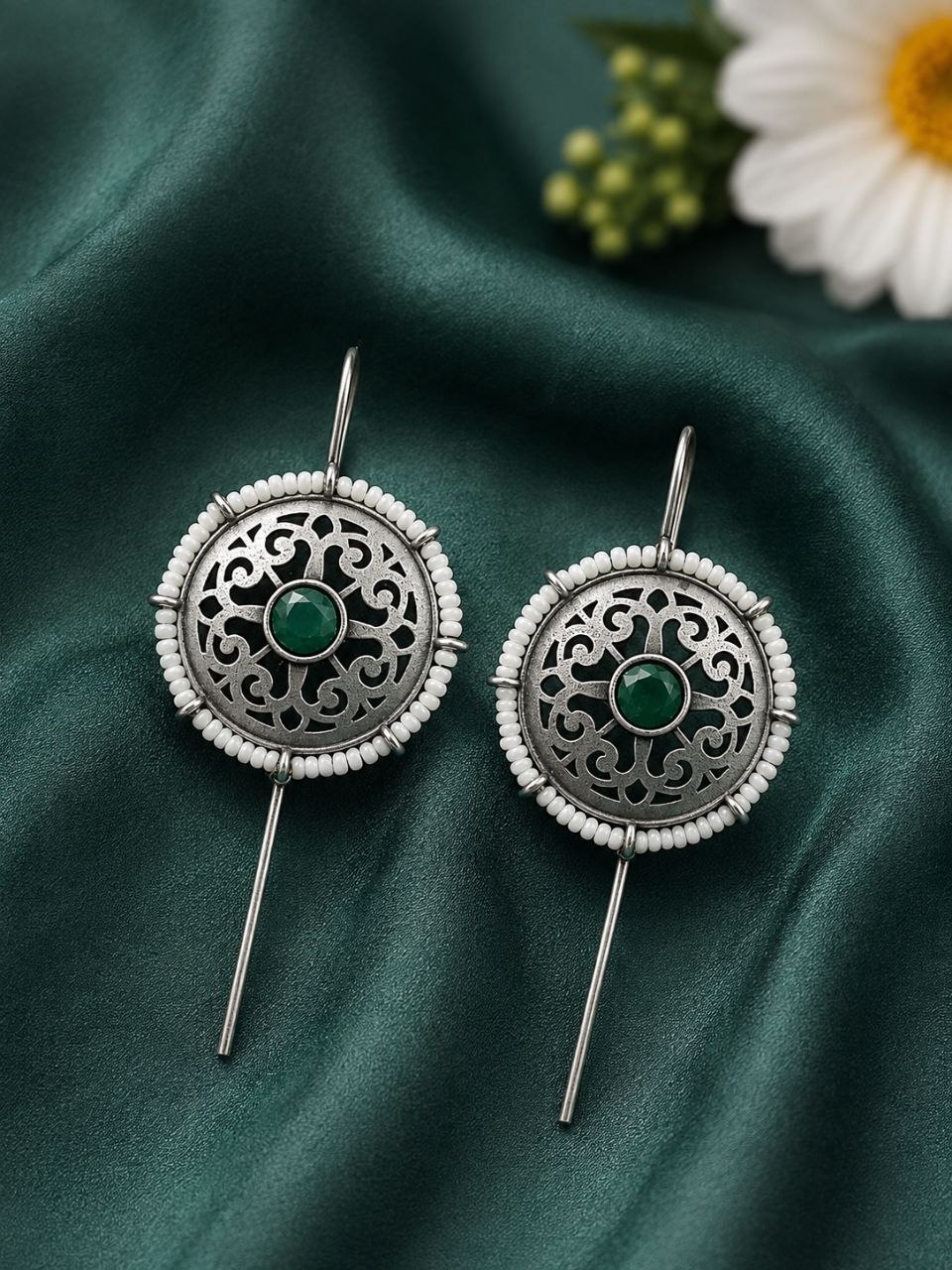 Silver Flower Earcuff – Elegant Jewelry for Stylish Traditional Looks 5 Silver Flower Earcuff elegant floral design premium silver jewelry