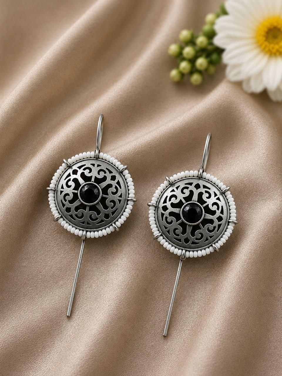 Silver Flower Earcuff – Elegant Jewelry for Stylish Traditional Looks 3 Silver Flower Earcuff elegant floral design premium silver jewelry