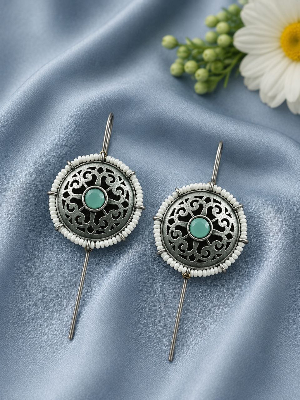 Silver Flower Earcuff – Elegant Jewelry for Stylish Traditional Looks 2 Silver Flower Earcuff elegant floral design premium silver jewelry