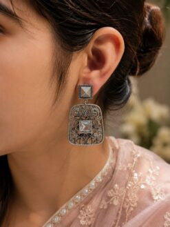 Floral Art Earring elegant floral design premium brass jewelry