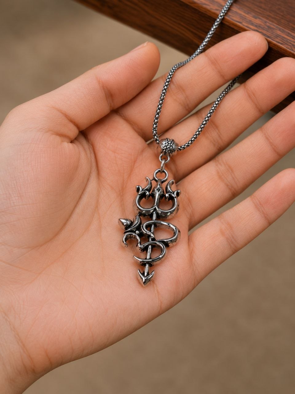 Silver Om Necklace – Exquisite Traditional Design for Elegant and Graceful Styling 3 Silver Om Necklace with elegant traditional Om pendant and premium silver-toned brass finish