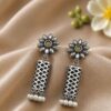 Beautiful Geometric Earring with Modern Artistic Design and Premium Polish