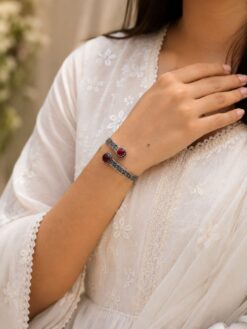 Silver Geometric Bracelet modern stylish premium brass jewelry elegant wrist accessory