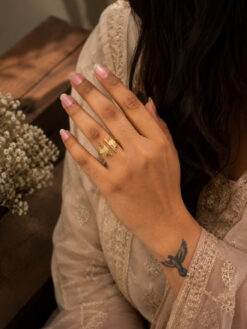 Anti Tarnish Rings Designer Gold Plated Luxury Ring for Modern Women