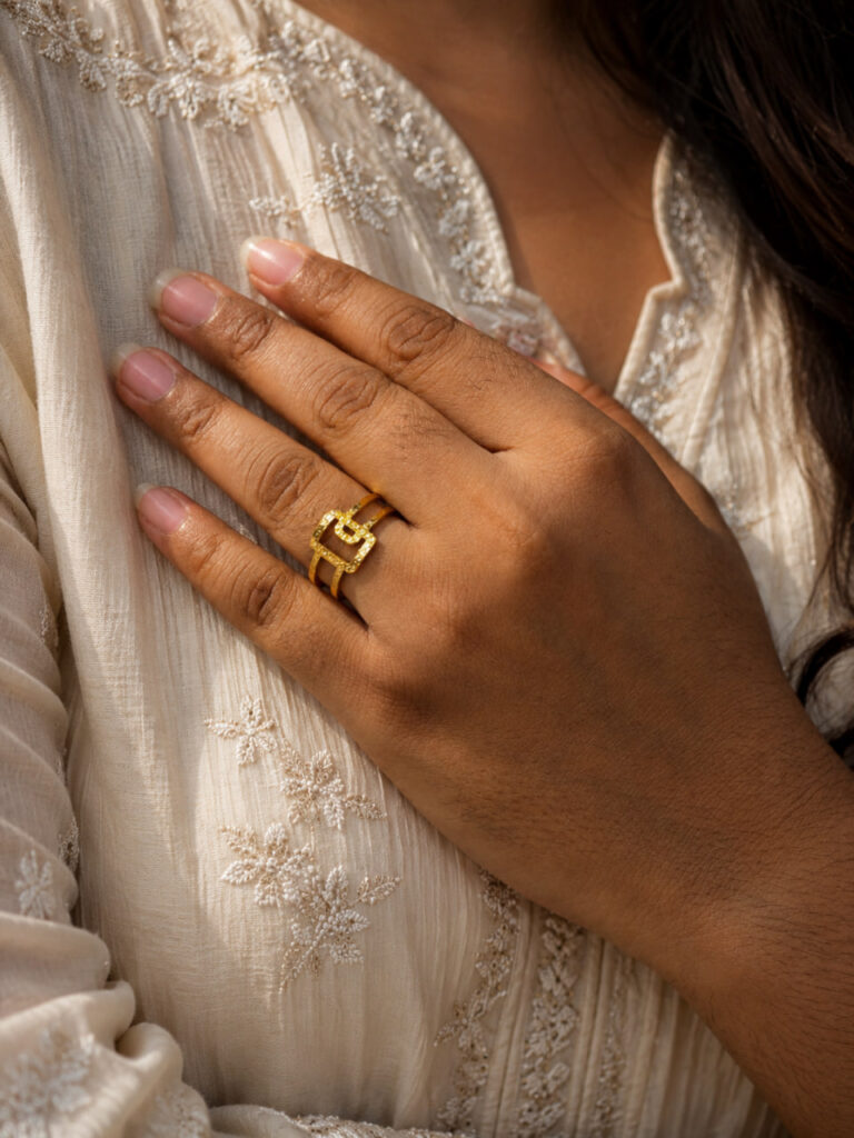 Anti Tarnish Rings Casual Wear Royal Looking Ring for Fashion Lovers