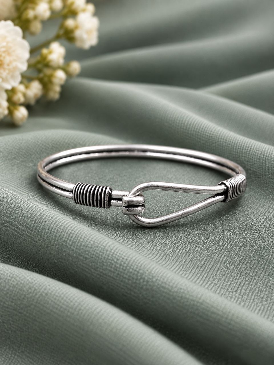 Handmade Adjustable Bracelet – Artisan Design for Everyday Styling 3 Handmade Adjustable Bracelet with elegant brass artisan jewelry design