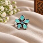 Gorgeous Beautiful Silver Flower Ring for Elegant and Minimalist Jewelry - "MInt"