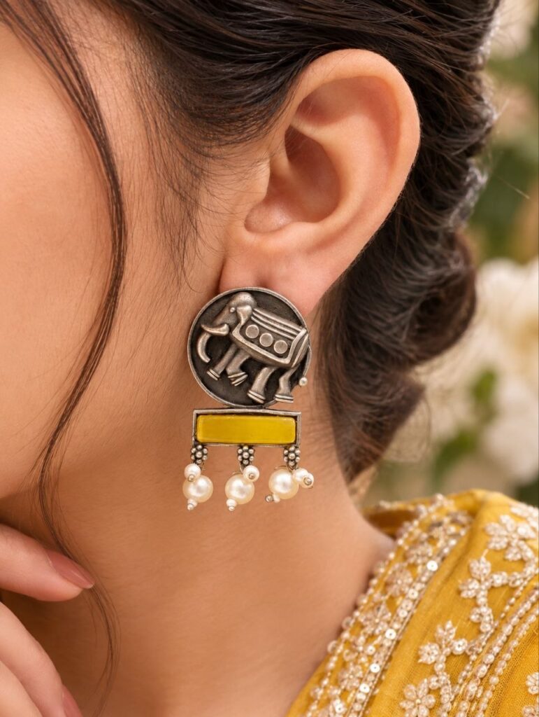 Oxidized Elephant Stud Earring – Traditional Design for Elegant Everyday Styling