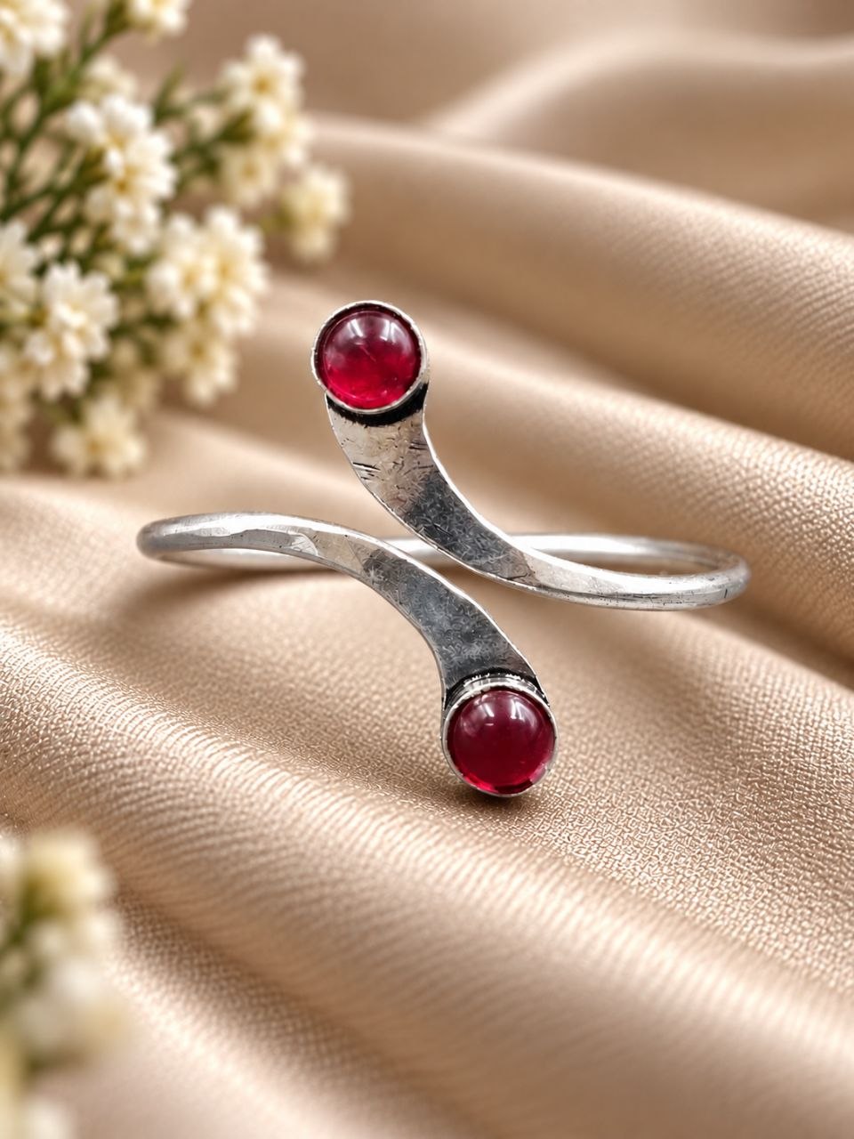 Designer Handmade Bracelet – Artistic Design for Elegant Everyday Styling 4 Designer Handmade Bracelet with elegant artistic jewelry design