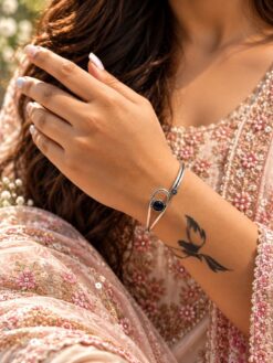 Handmade Adjustable Bracelet with elegant design, adjustable fitting and premium polish