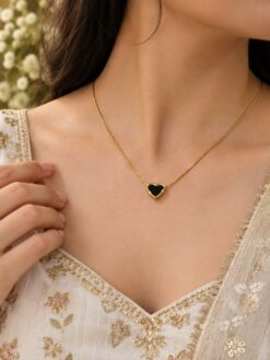 Anti Tarnish Heart Necklace Elegant Romantic Brass Jewelry