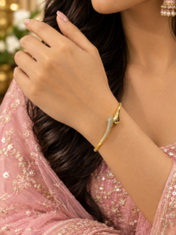 Anti Tarnish Snake Bracelet dazzling designer brass jewelry for women