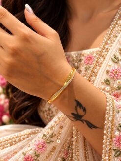 Golden Anti Tarnish Bangle – Premium Elegant Golden Fashion Jewelry