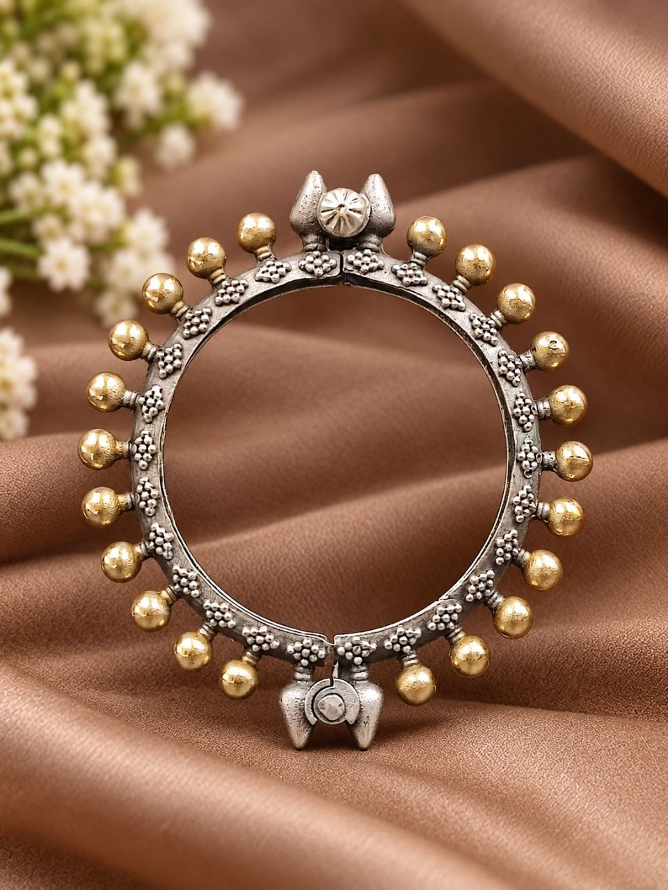 Designer Two Tone Kada – Premium Bangle for Stylish Look 1 Designer Two Tone Kada Elegant Premium Brass Bangle