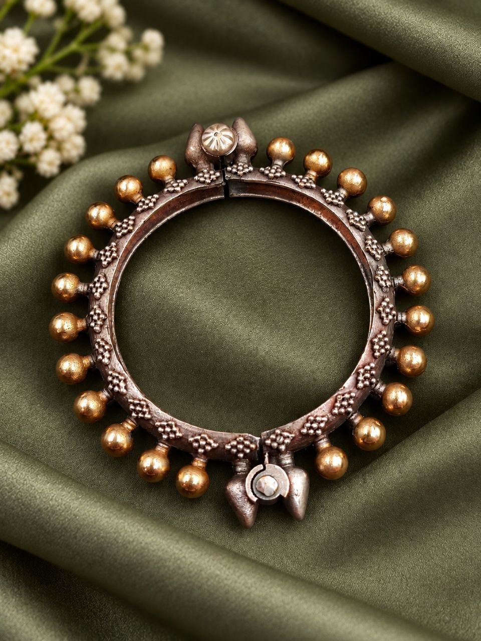 Designer Two Tone Kada – Premium Bangle for Stylish Look 3 Designer Two Tone Kada Elegant Premium Brass Bangle