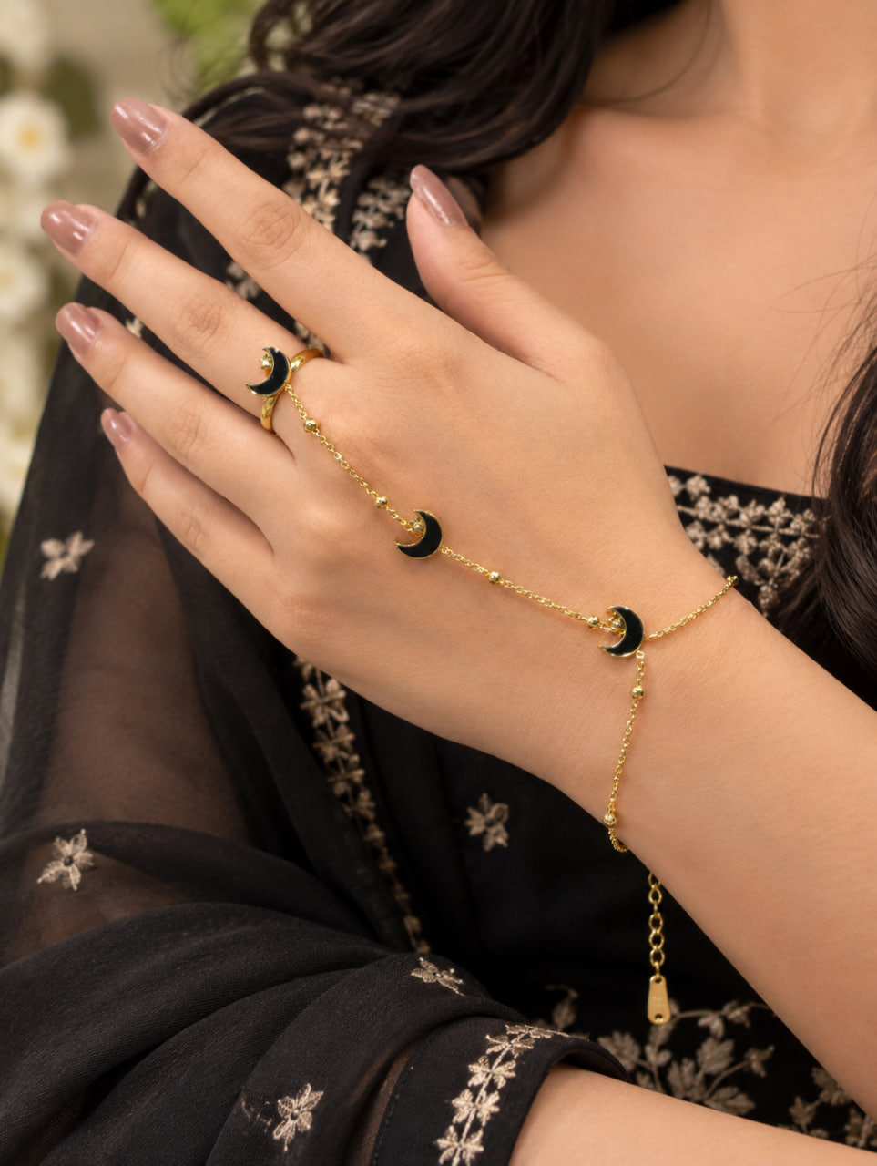 Anti Tarnish Moon Hathphool – Ethnic Jewelry for Special Occasion 1 Anti Tarnish Moon Hathphool Elegant Moon Design Hand Jewelry