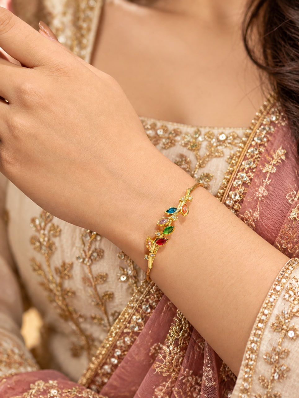 Anti Tarnish Leaf Bracelet – Premium Design for Stylish Wear 1 Anti Tarnish Leaf Bracelet elegant brass jewelry