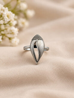 Adjustable Shankh Ring – Traditional Design for Elegant Style