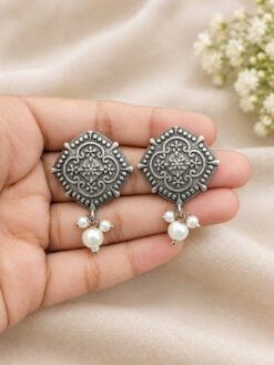 Silver Floral Art Earring artistic flower brass jewelry elegant design