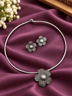 Flower Hasli Necklace floral traditional brass ethnic jewelry