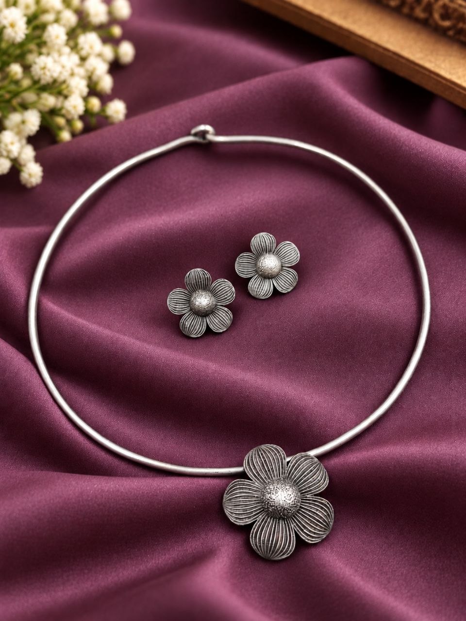 Flower Hasli Necklace: Traditional Jewelry for Elegant Ethnic Looks 1 Flower Hasli Necklace floral traditional brass ethnic jewelry