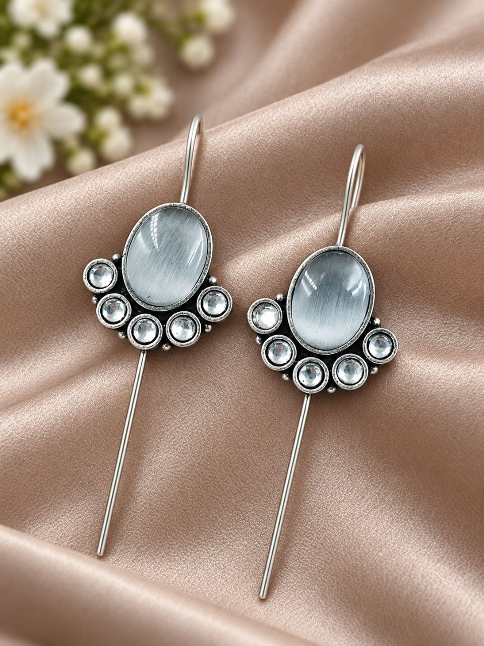 Silver Plated Antique Earcuff – Exquisite Design for Traditional Wear 8 Silver Plated Antique Earcuff vintage inspired traditional jewellery
