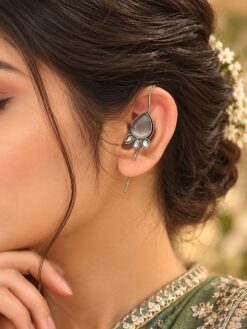 Silver Plated Antique Earcuff elegant antique silver jewelry design