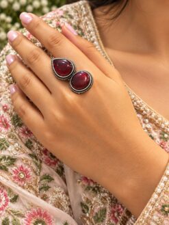 Oxidized Stone Ring with antique detailing and decorative stone