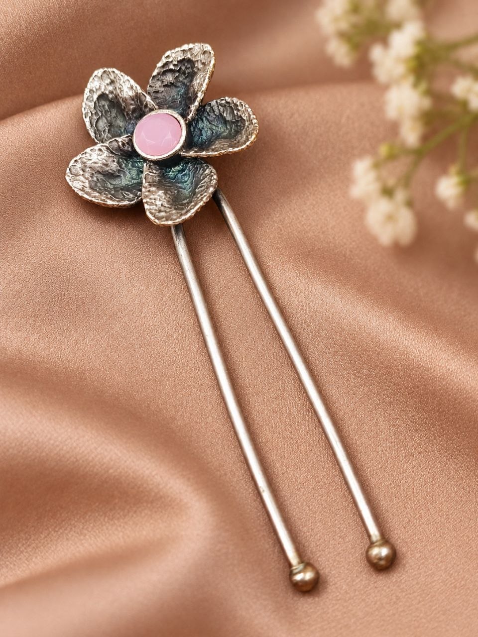 Oxidized Floral Hair Accessories – Traditional Elegance for Beautiful Hairstyles 9 Oxidized Floral Hair Accessories with elegant traditional flower detailing