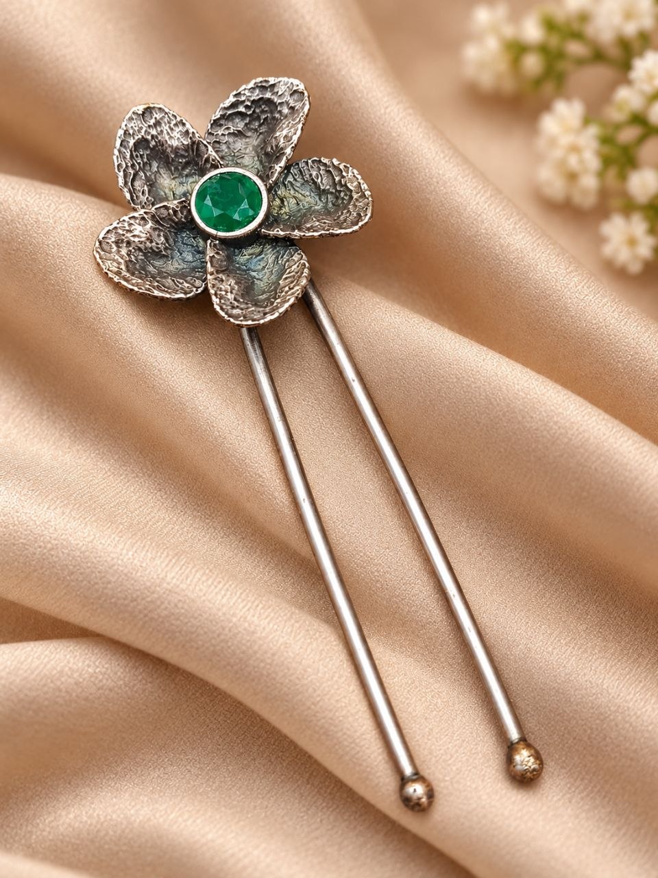 Oxidized Floral Hair Accessories – Traditional Elegance for Beautiful Hairstyles 8 Oxidized Floral Hair Accessories with elegant traditional flower detailing