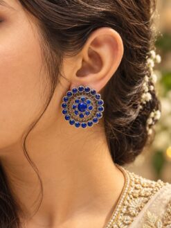 Floral Art Stud Earring with Beautiful Artistic Flower Design and Premium Polish
